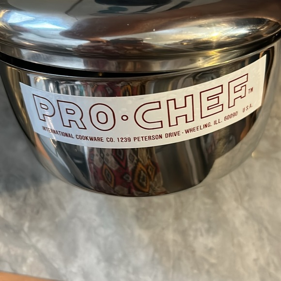 Stainless Steel Triply 2 Quart saucepan - Picture 5 of 7